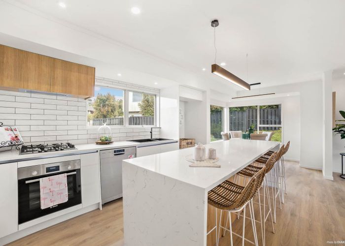 at 19 Helvetia Drive, Browns Bay, Auckland