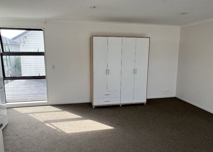  at 8a Mohua Avenue, Takanini, Papakura, Auckland