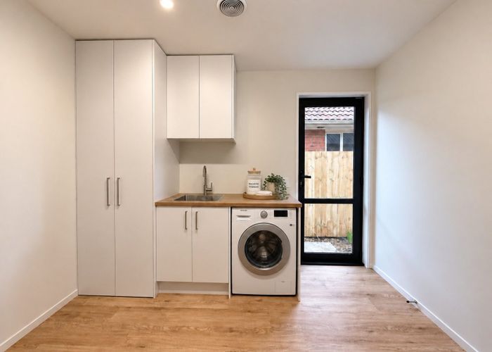  at 1/266 Cranford street , St. Albans, Christchurch City, Canterbury