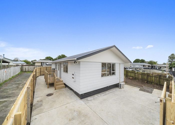  at 1/12 Kennington Drive, Clendon Park, Manukau City, Auckland