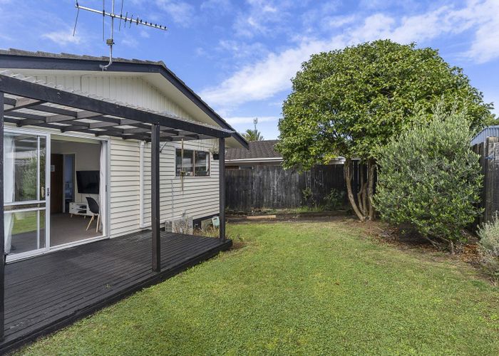  at 4/135 Campbell Road, One Tree Hill, Auckland