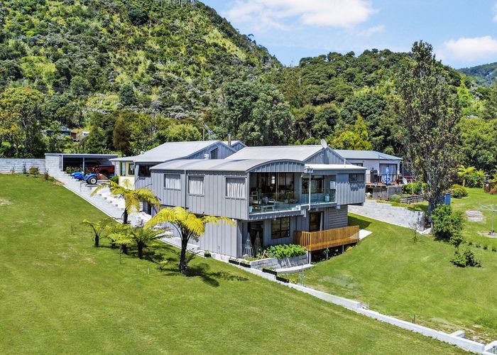  at 8336 State Highway 35, Opotiki