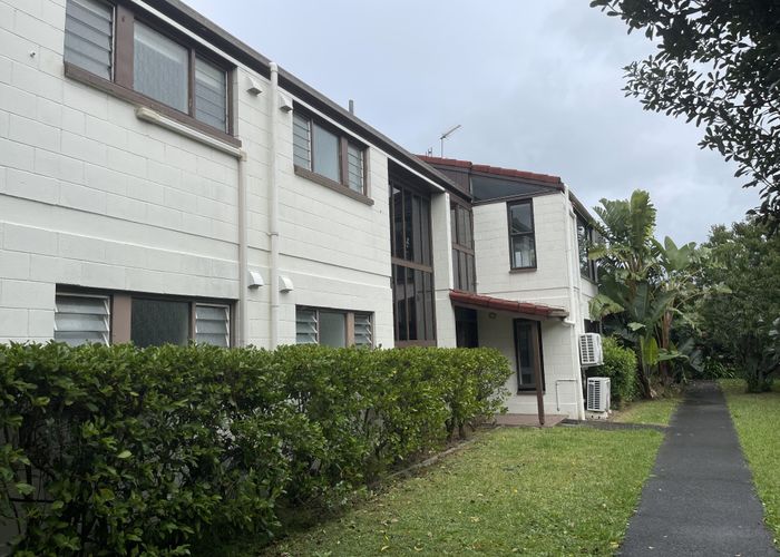  at 4/27 Speight Road, Kohimarama, Auckland City, Auckland