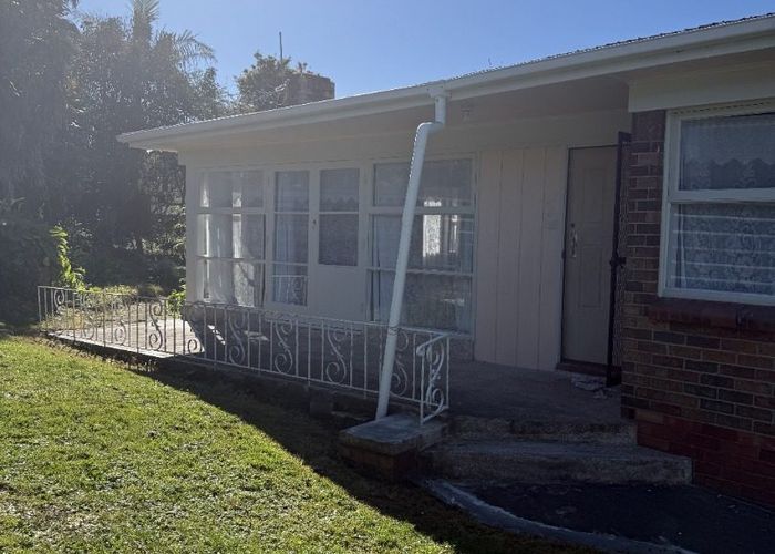  at 10 Hyde Street, Manurewa East, Manukau City, Auckland