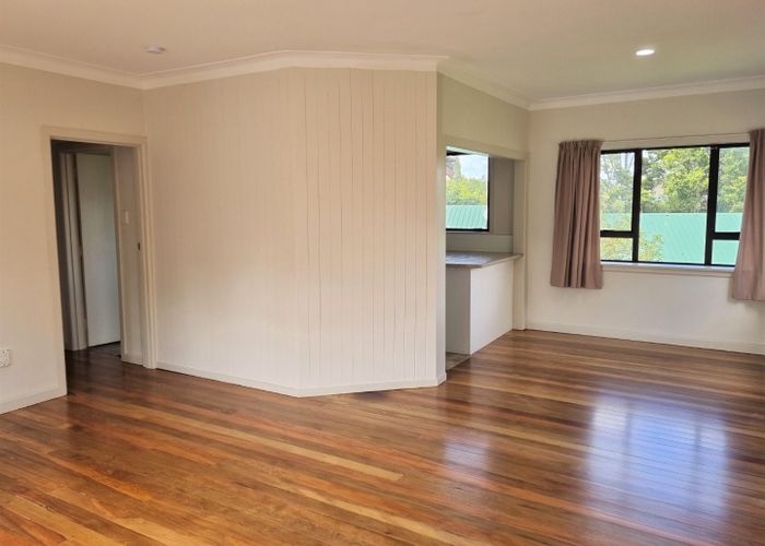  at 17 Willerton Avenue, New Lynn, Waitakere City, Auckland