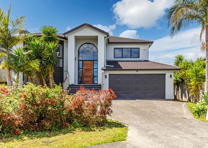  at 28 Catlins Place, Fairview Heights, Auckland