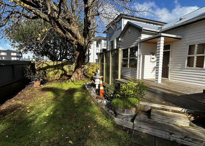  at 1/833 Manukau Rd, Epsom, Auckland City, Auckland