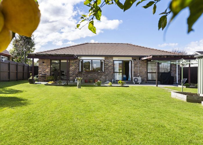  at 86 Tington Avenue, Wattle Downs, Auckland