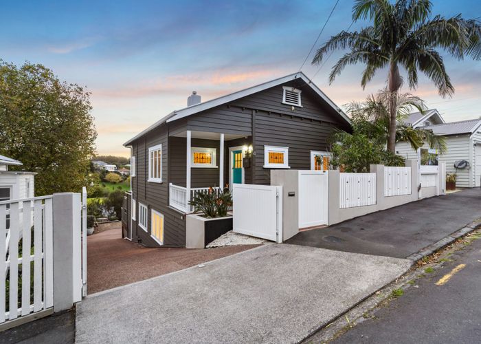  at 4 Wallingford Street, Grey Lynn, Auckland City, Auckland