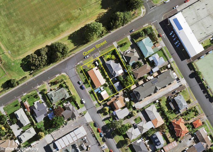  at 28 Queen Street, Northcote Point, Auckland