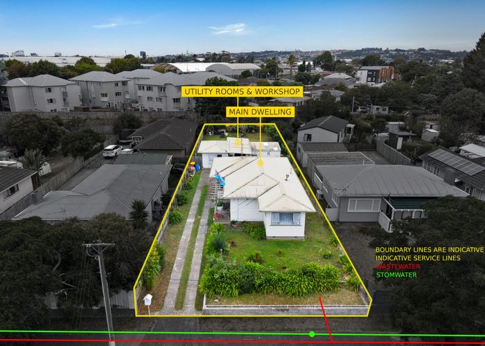  at 14 Gloucester Road, Manurewa, Auckland