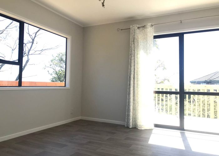  at 649 East Coast Road, Pinehill, North Shore City, Auckland