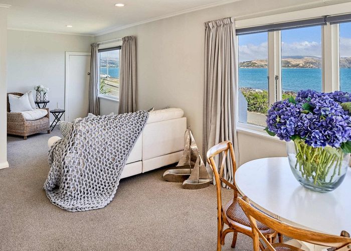  at 32 Moana Road, Plimmerton, Porirua