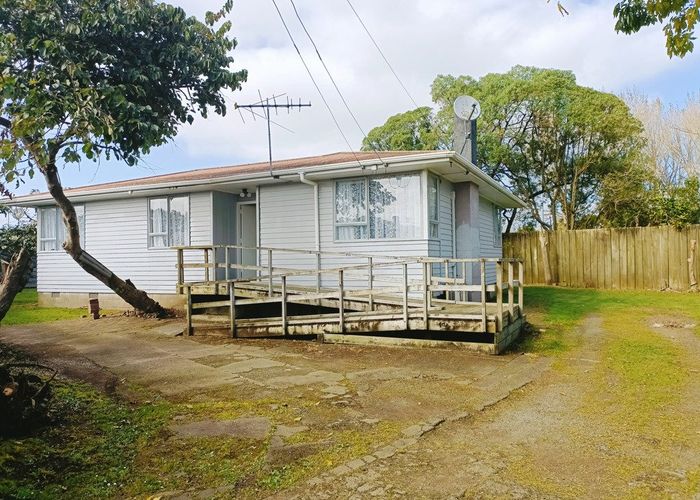  at 24 Steven Street, Mangere East, Auckland