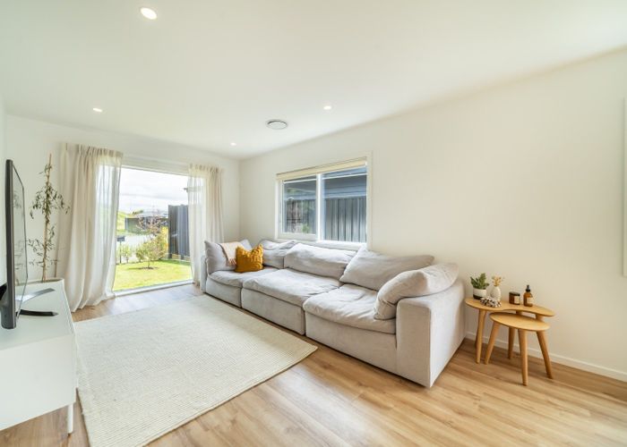  at 23 Thornbury Lane, Timberlea, Upper Hutt