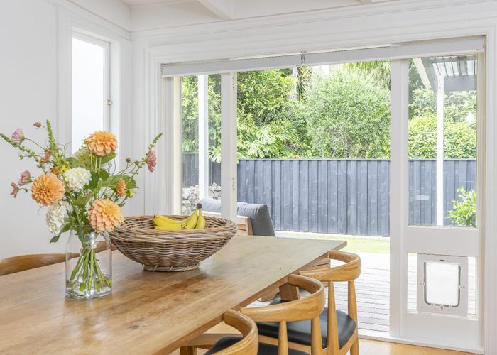  at 8 Esplanade Road, Mount Eden, Auckland City, Auckland