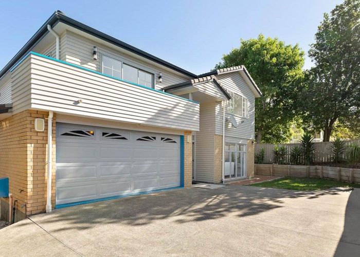  at 231A Lake Road, Belmont, Auckland