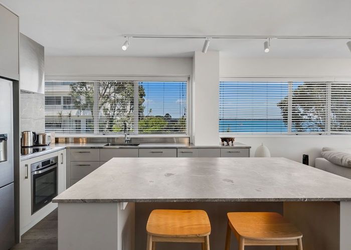  at 4/57 Sarsfield Street, Herne Bay, Auckland City, Auckland