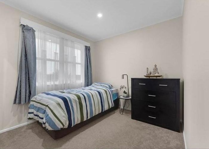  at 1/87 Carruth Road, Papatoetoe, Manukau City, Auckland