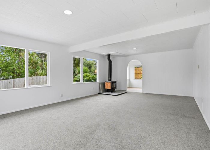  at 113 View Road, Sunnyvale, Waitakere City, Auckland