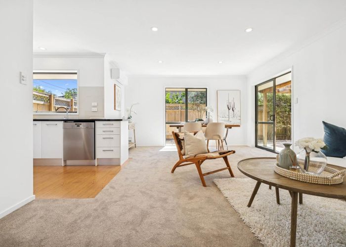  at 35 Greenpark Road, Penrose, Auckland City, Auckland