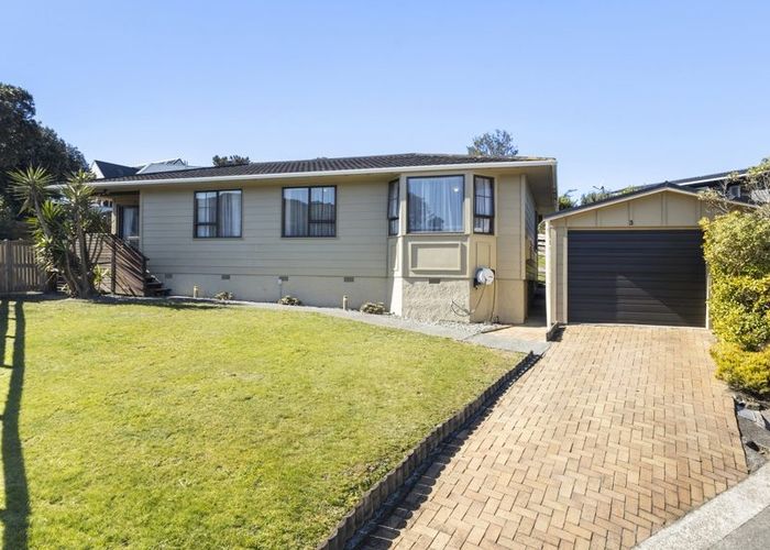  at 3 Dart Crescent, Island Bay, Wellington