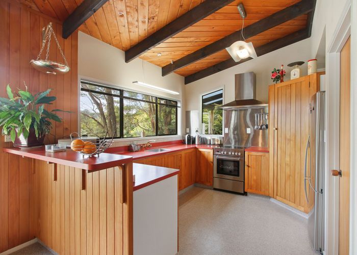  at 48 Opanuku Road, Henderson Valley, Auckland
