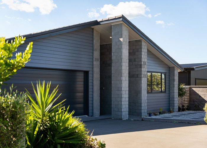  at 12 Augusta Rise, Omokoroa