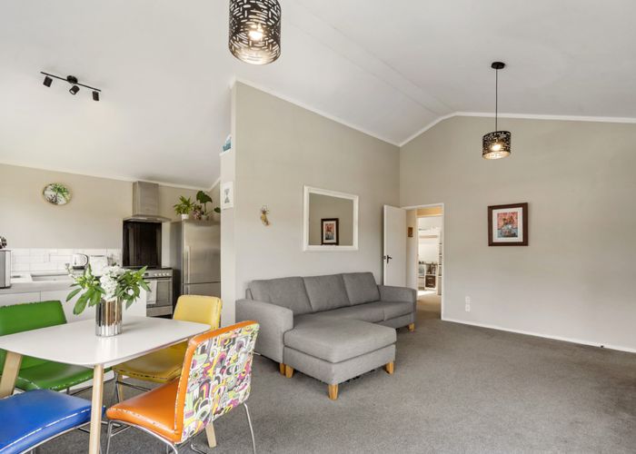  at 1/7 Newstead Avenue, Browns Bay, North Shore City, Auckland
