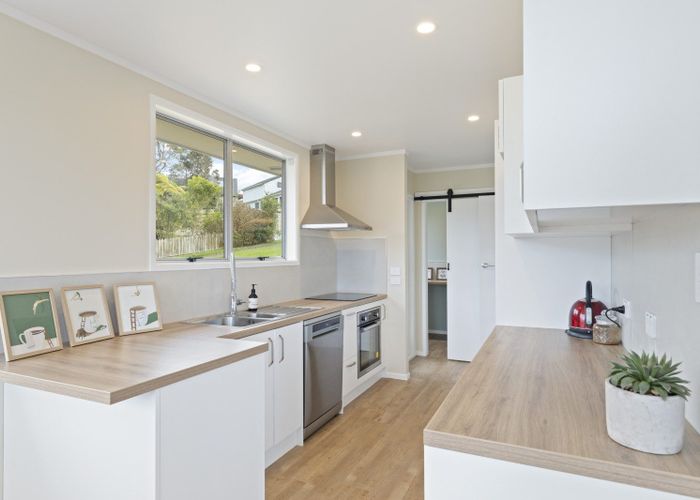  at 8 Newlyn Place, Welbourn, New Plymouth, Taranaki