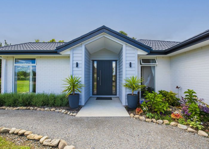  at 7 Fairview Place, Levin, Levin