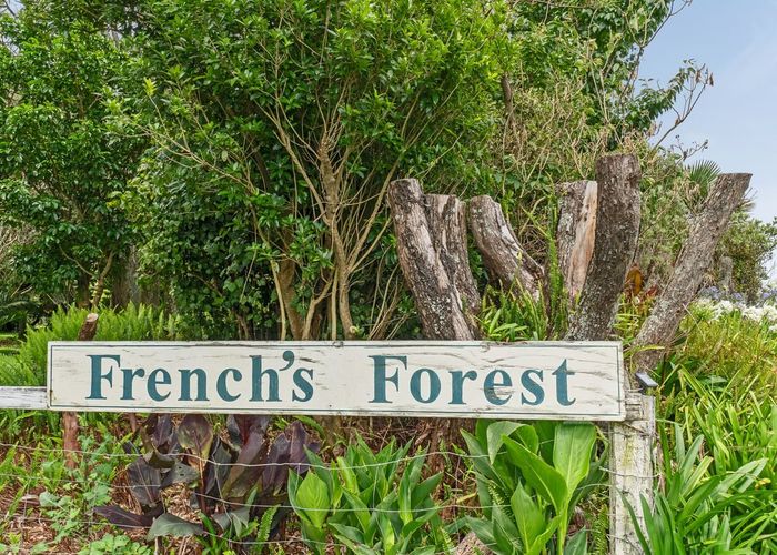  at 1252 Devon Road, Sentry Hill, New Plymouth