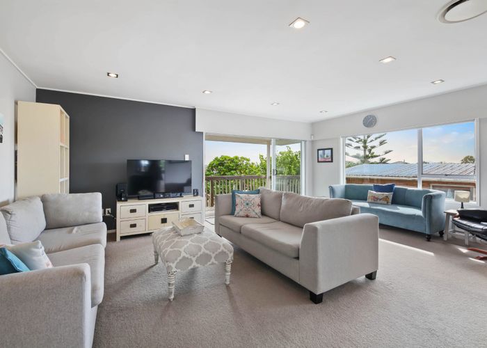  at 34 Sunnyhill Crescent, Sunnyhills, Manukau City, Auckland