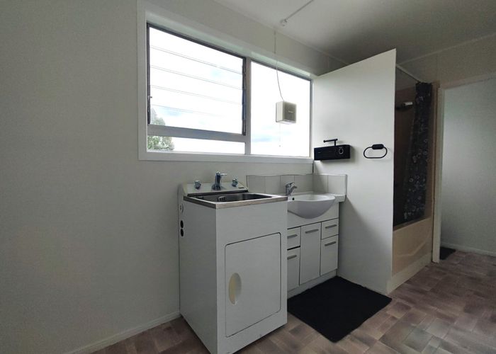  at 3/20 Oranga Avenue, Onehunga, Auckland