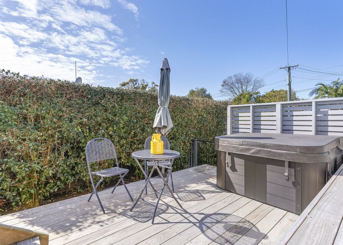  at 10 Bell Road, Beachlands, Auckland