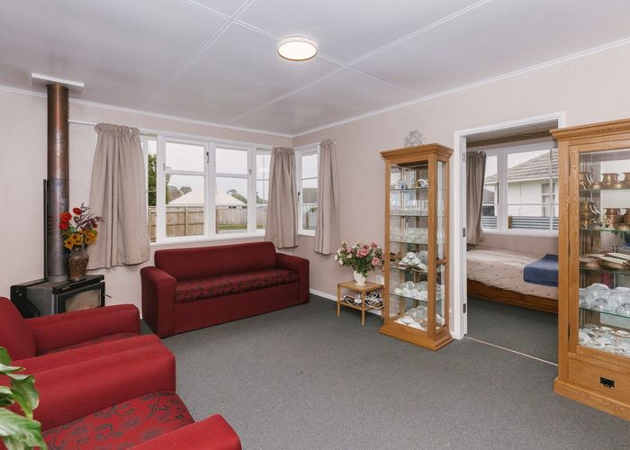  at 45 Tweed Streeet, Roslyn, Palmerston North, Manawatu / Whanganui
