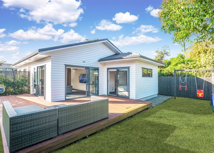  at 33A Gill Avenue, Te Atatu Peninsula, Auckland