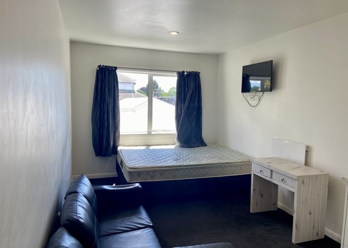  at 4/5 - Rm D Edgecumbe Street, Whitiora, Hamilton, Waikato