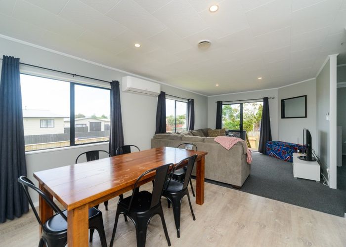  at 17 Dahlstrom Grove, Kelvin Grove, Palmerston North