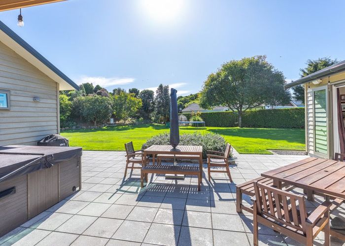  at 4 Lamont Place, Waikanae, Kapiti Coast, Wellington