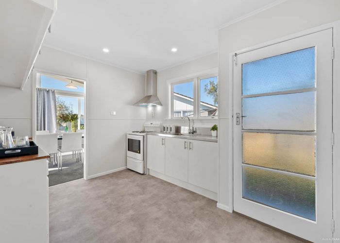  at 26 Wordsworth Road, Manurewa, Auckland