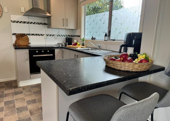  at 4 Jenkins Place, Manurewa East, Manukau City, Auckland