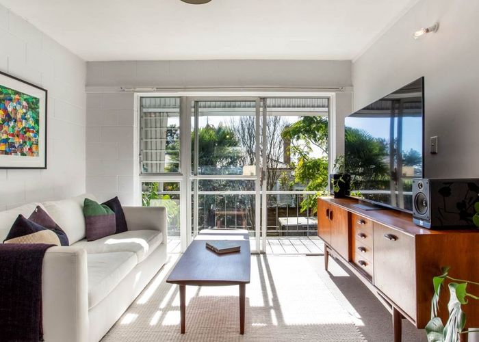  at 7/32 Blockhouse Bay Road, Avondale, Auckland