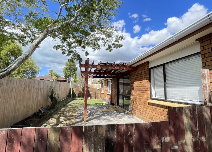  at 58 Aviemore Drive, Highland Park, Auckland