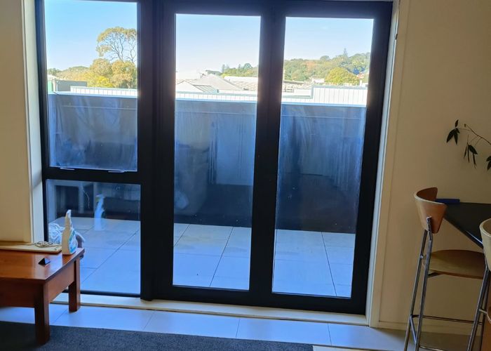  at 1E/12 Charles Street, Mount Eden, Auckland