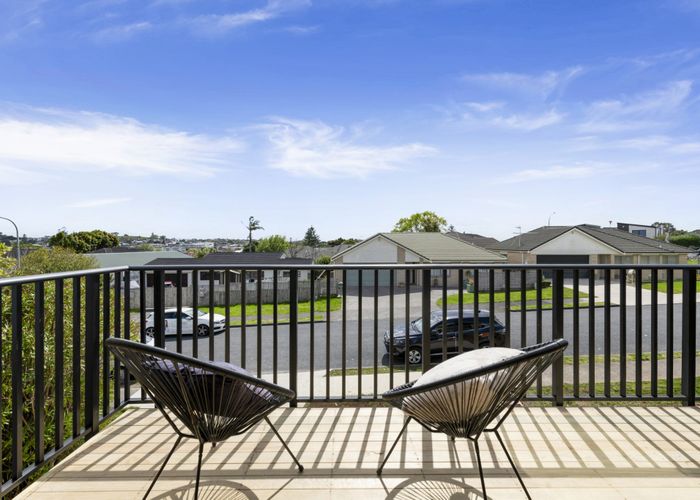  at 5/8 Baird Street, Howick, Manukau City, Auckland