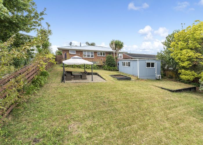  at 8 Pegler Drive, Howick, Auckland