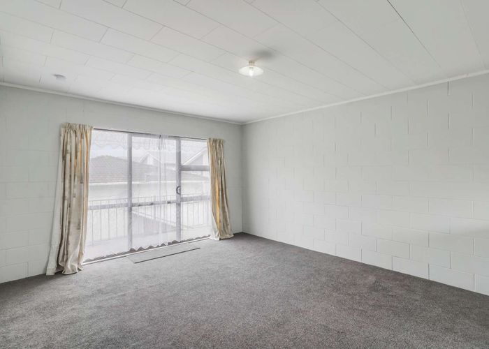  at 10/176 Shirley Road, Papatoetoe, Auckland