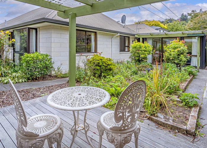  at 1/12 Wedgewood Avenue, Cashmere, Christchurch