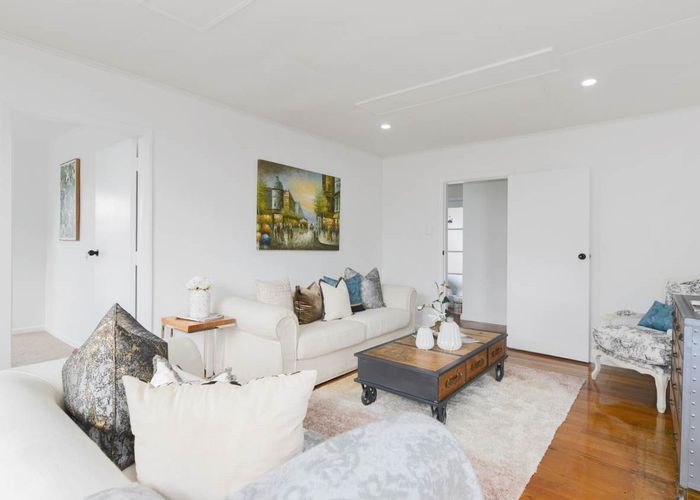  at 263 Richardson Road, New Windsor, Auckland